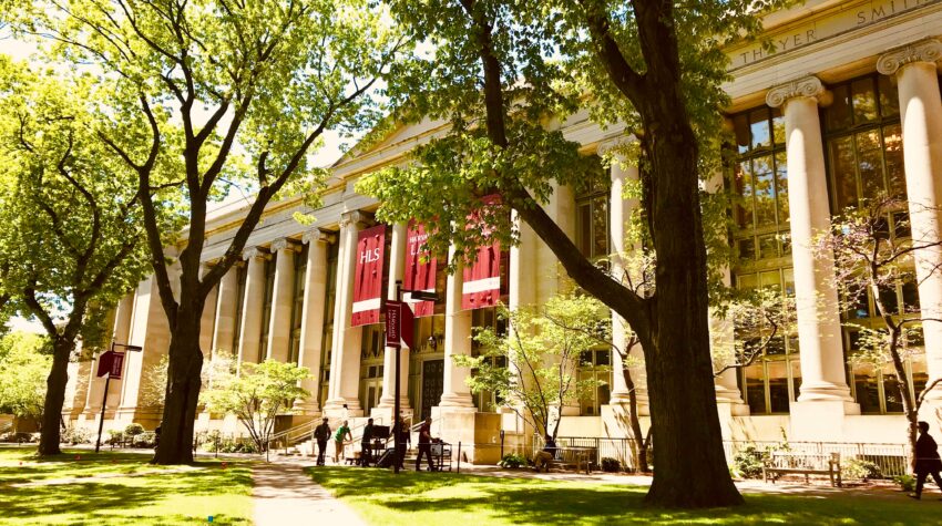 photo of Harvard Law School's Langdell Library
